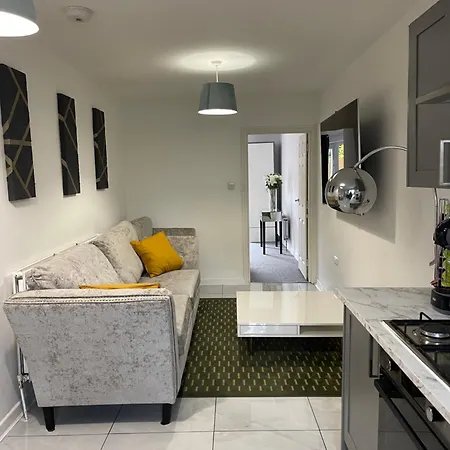 The Holloway Haven - 1 Bedroom Apartment - Private Access & Parking - Prime Location Near Oxford City Centre Exterior photo